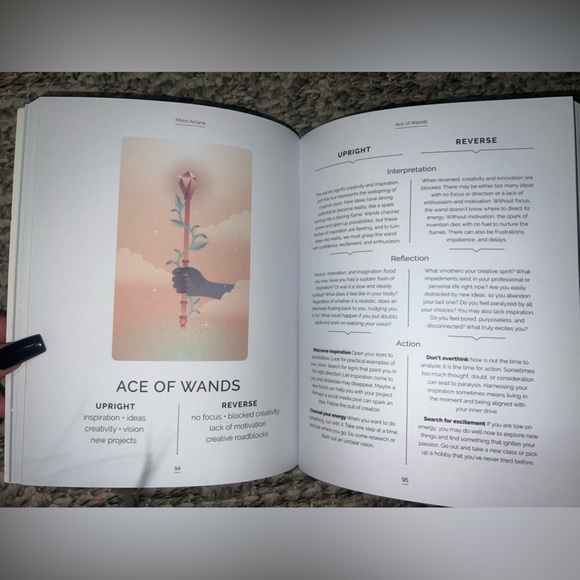 Tarot Card Book Guide Tina Gong - Picture 3 of 3